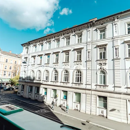 Lilians Modern In Historical Citycenter * Graz