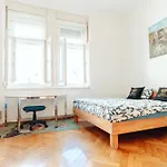 Lilians Modern In Historical Citycenter Appartement