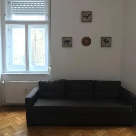 Lilians Modern In Historical Citycenter Appartement