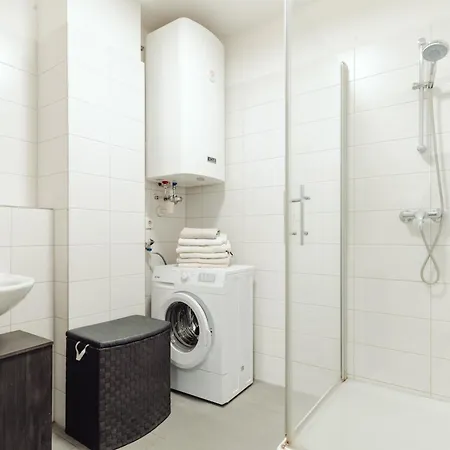Lilians Modern In Historical Citycenter Graz