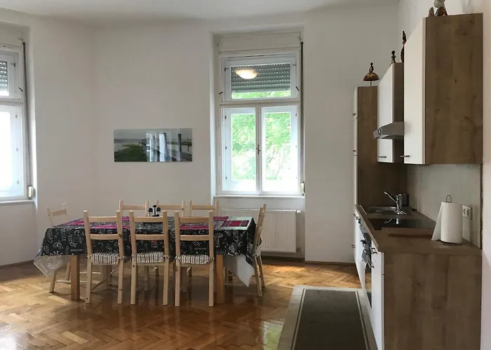 Lilians Modern In Historical Citycenter * غراتس